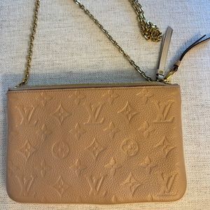 Louis Vuitton Pochette double zip empreinte leather